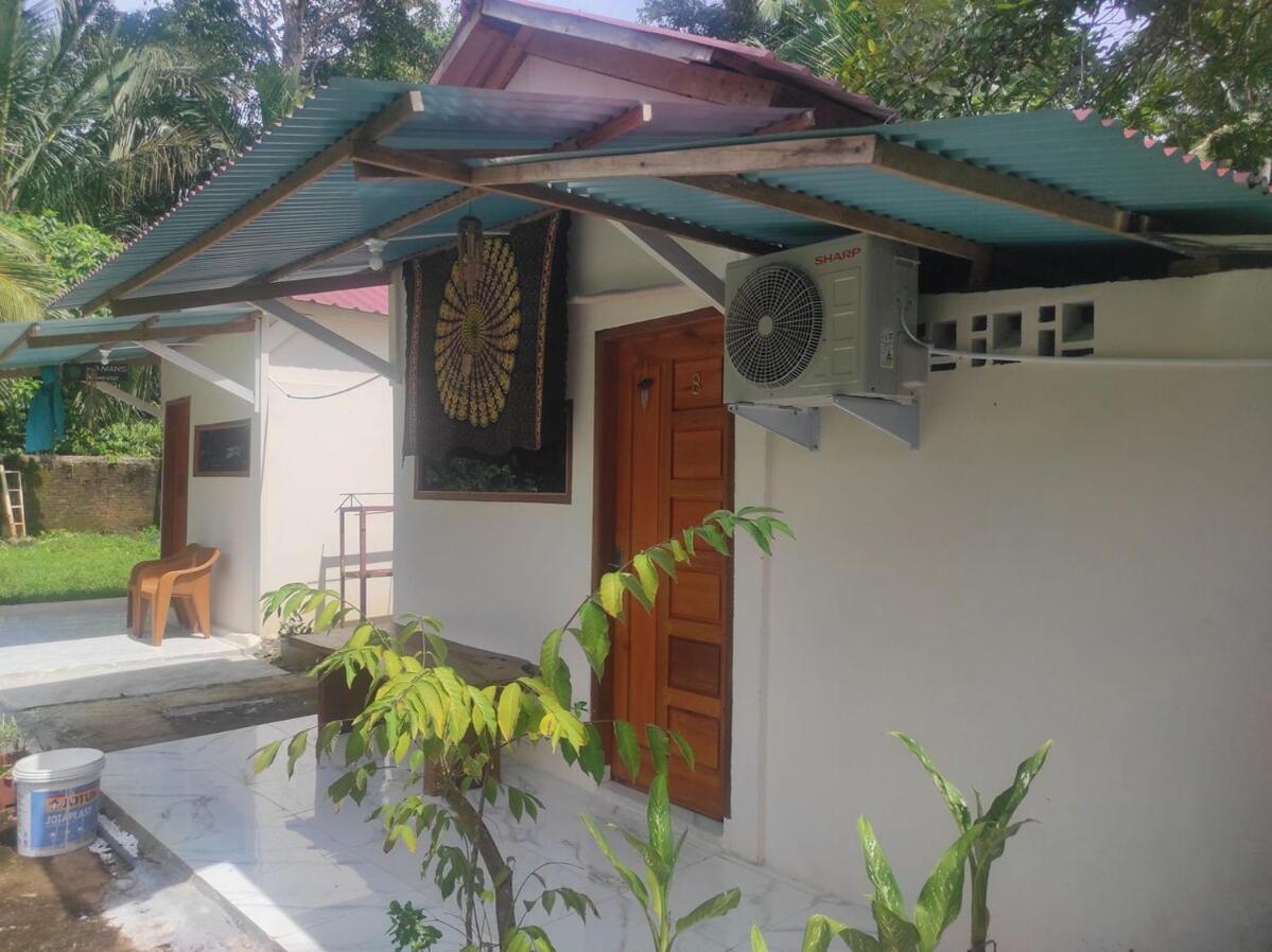 Air Manis Secret Surfcamp Apartman Taluk Batung Kültér fotó