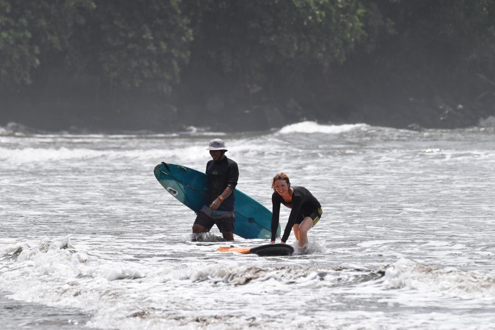 Air Manis Secret Surfcamp Apartman Taluk Batung Kültér fotó