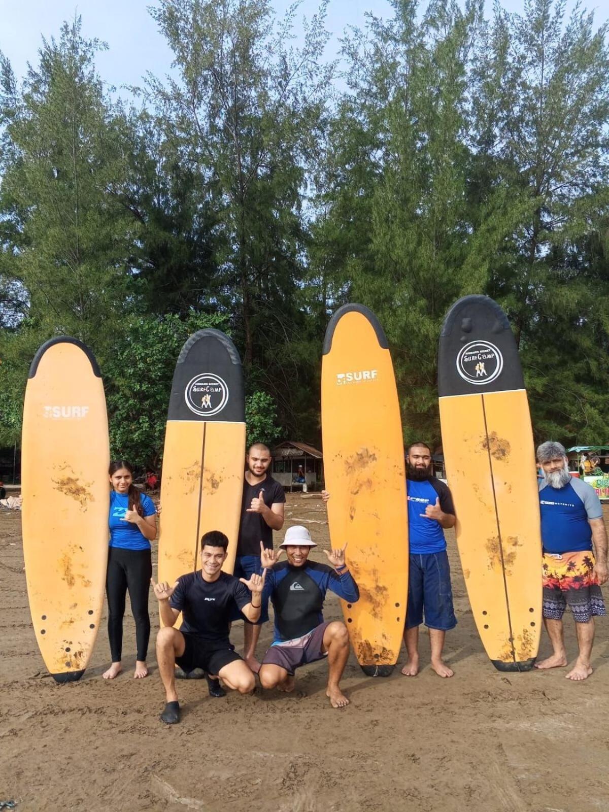 Air Manis Secret Surfcamp Apartman Taluk Batung Kültér fotó