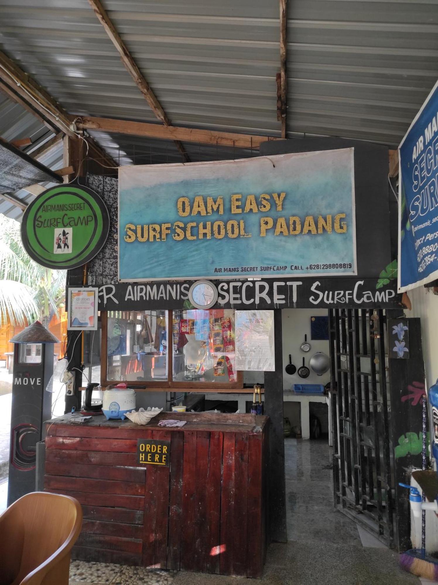Air Manis Secret Surfcamp Apartman Taluk Batung Kültér fotó